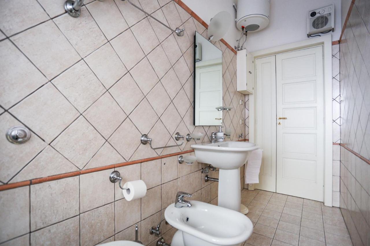 Marconi 7- City Centre Apartment Sit Lecce Ngoại thất bức ảnh
